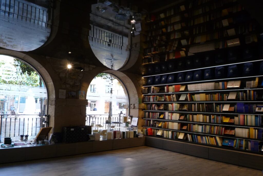 Tienda Biblioteca Universidad Oviedo